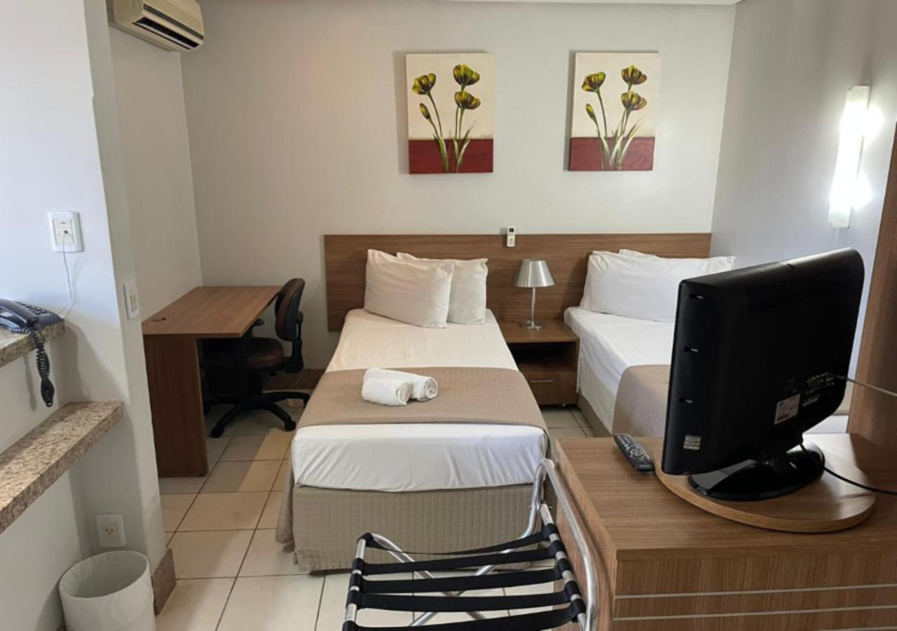 Sun Square Suites Hotel By Lual Goiânia Eksteriør billede