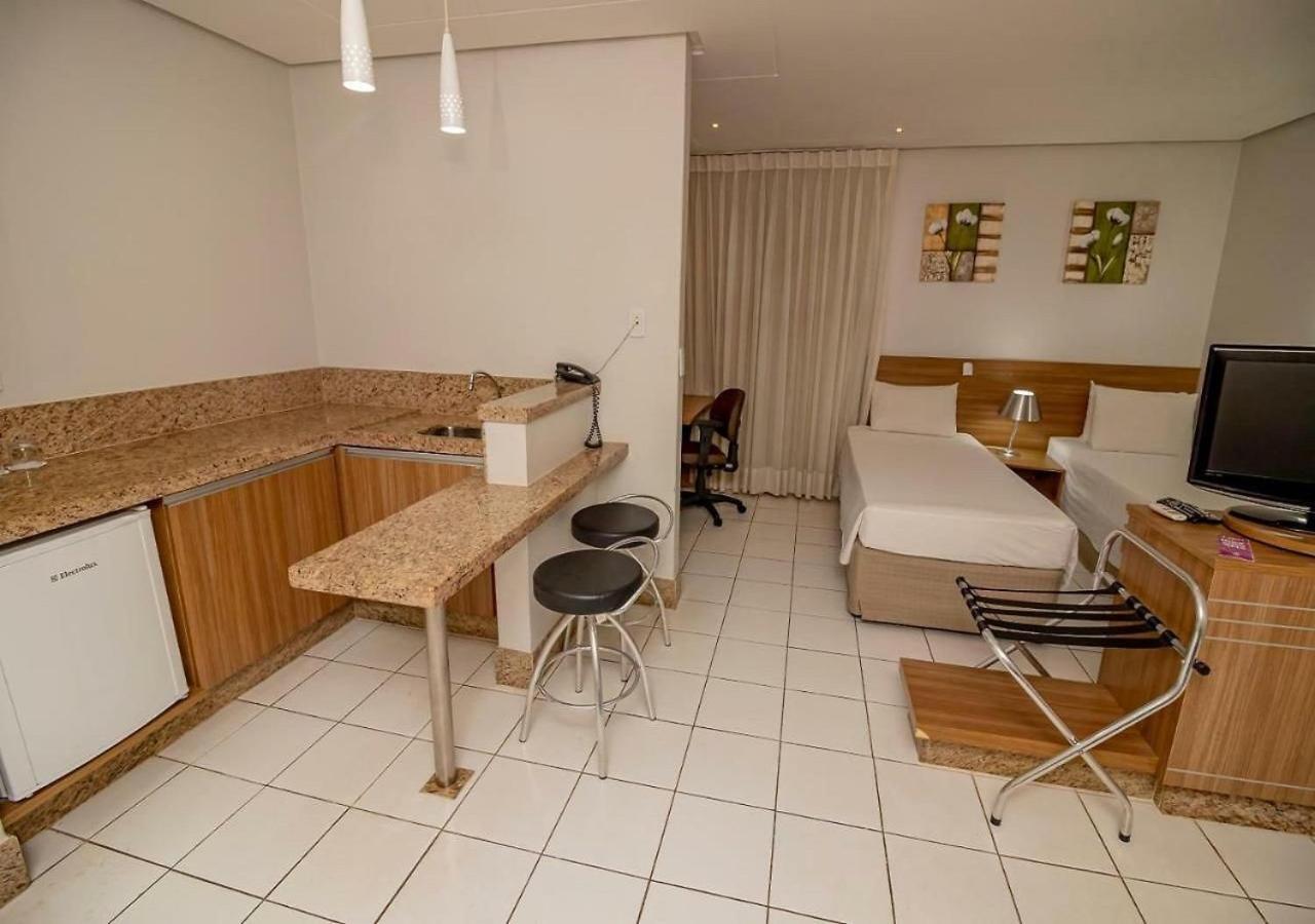 Sun Square Suites Hotel By Lual Goiânia Eksteriør billede